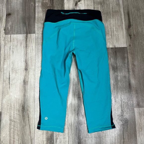 Lululemon Athletic Smooth Stride Crop Yoga Pants Viridian Black Women’s Size 4 - Picture 2 of 9